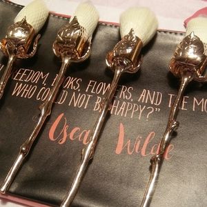 Storybook Roses are Rose Gold